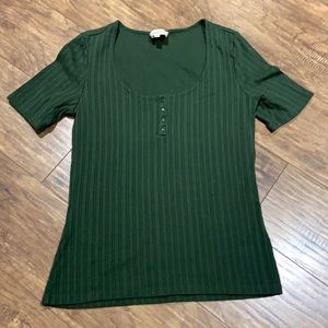 Sezane forest green 4 button down t-shirt